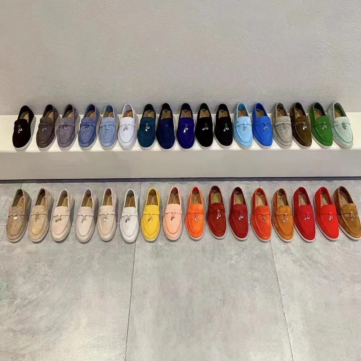 Real Leather Customized Charms Loaf Women Designer Shoe High Quality Beautiful Design 10ro Summer Walk Loafers Suede Casual Shoes Wedding Dress Shoe
