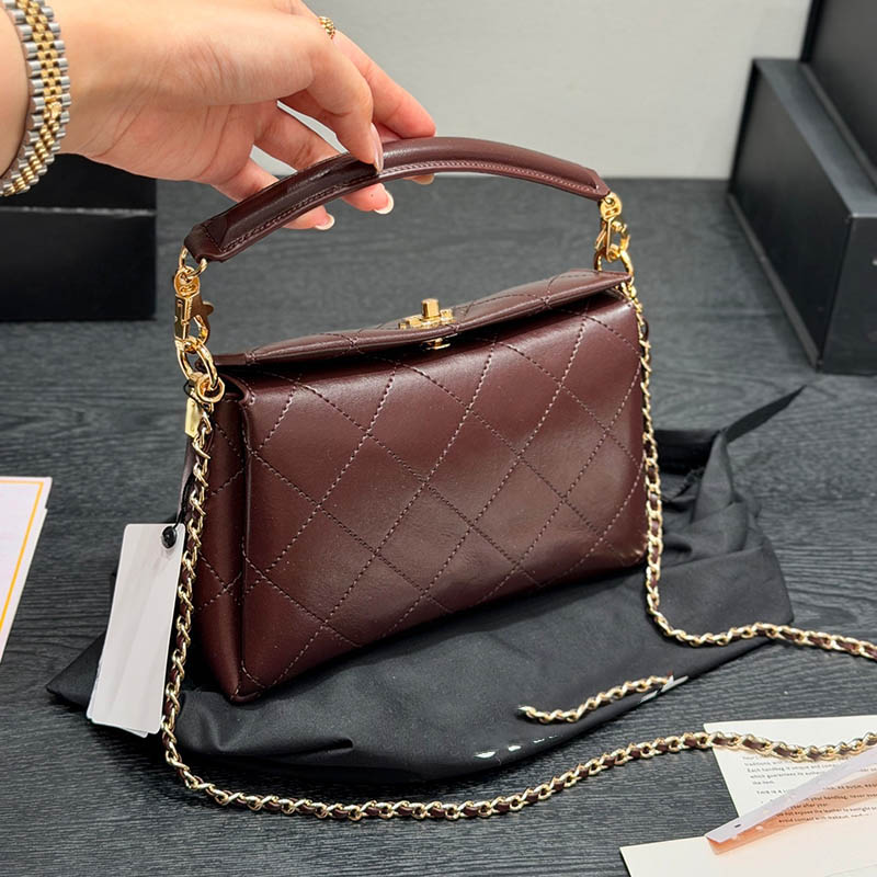 26s Hobo Fashion Womens Shoulder Bag Genuine Leather Diamond Grid Pattern Gold Hardware Metal Swivel Lock Matlasse Chain Luxury Handbag Underarm Mak