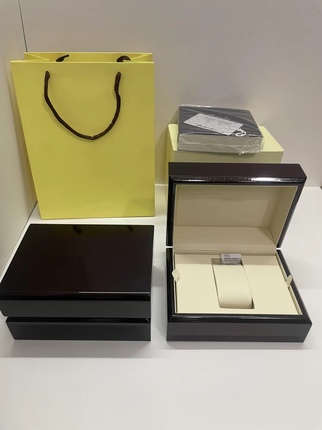 Top Quality Boxes LONGINity Original Box Accessories wholesale montre Watches Booklet Card Tags and Papers In English Swiss Watches Boxes Many are t