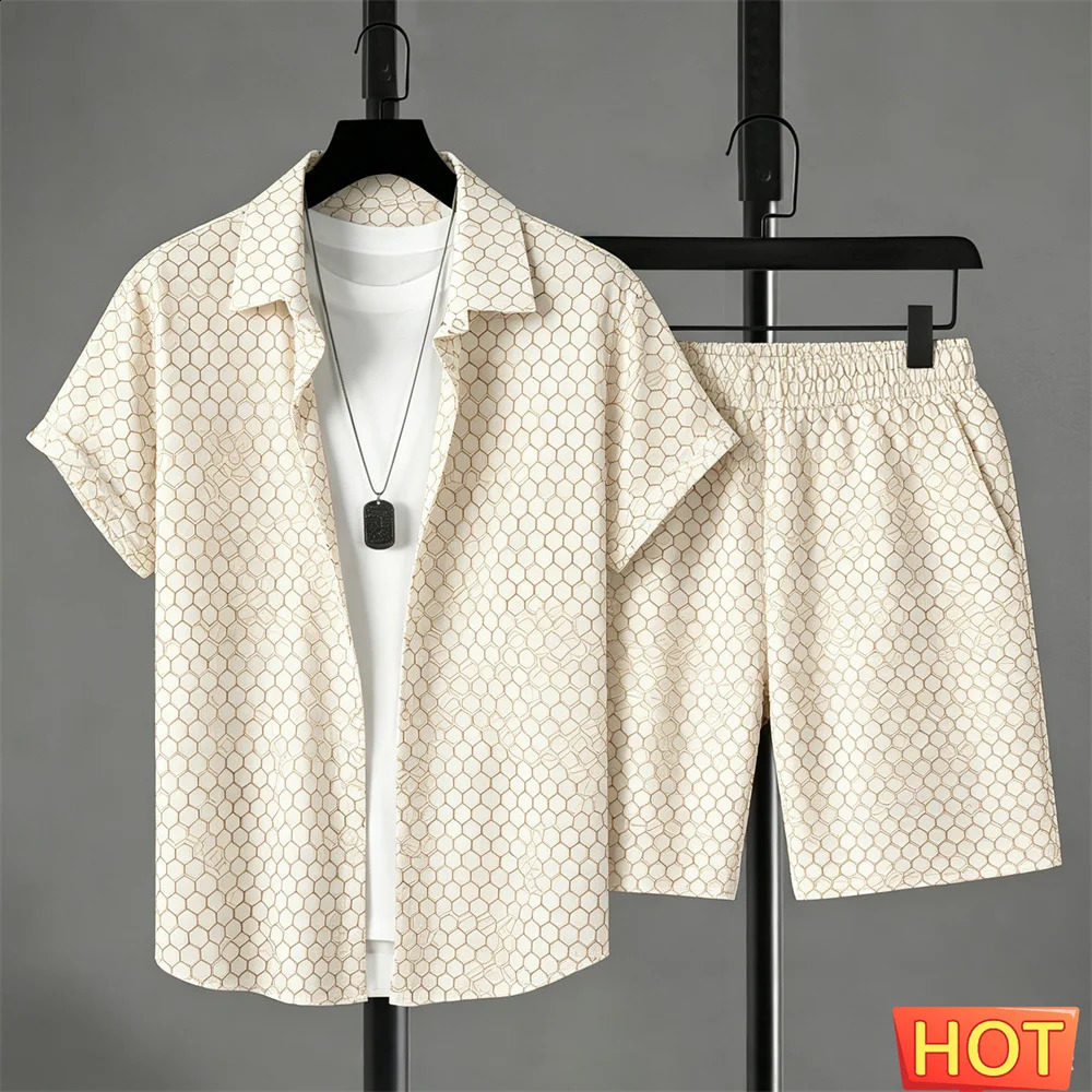 Summer Outfits Man Shirt Set Gradient Leisure Solid Color 2 Piece Vacation Outfit Two Fashion 260721