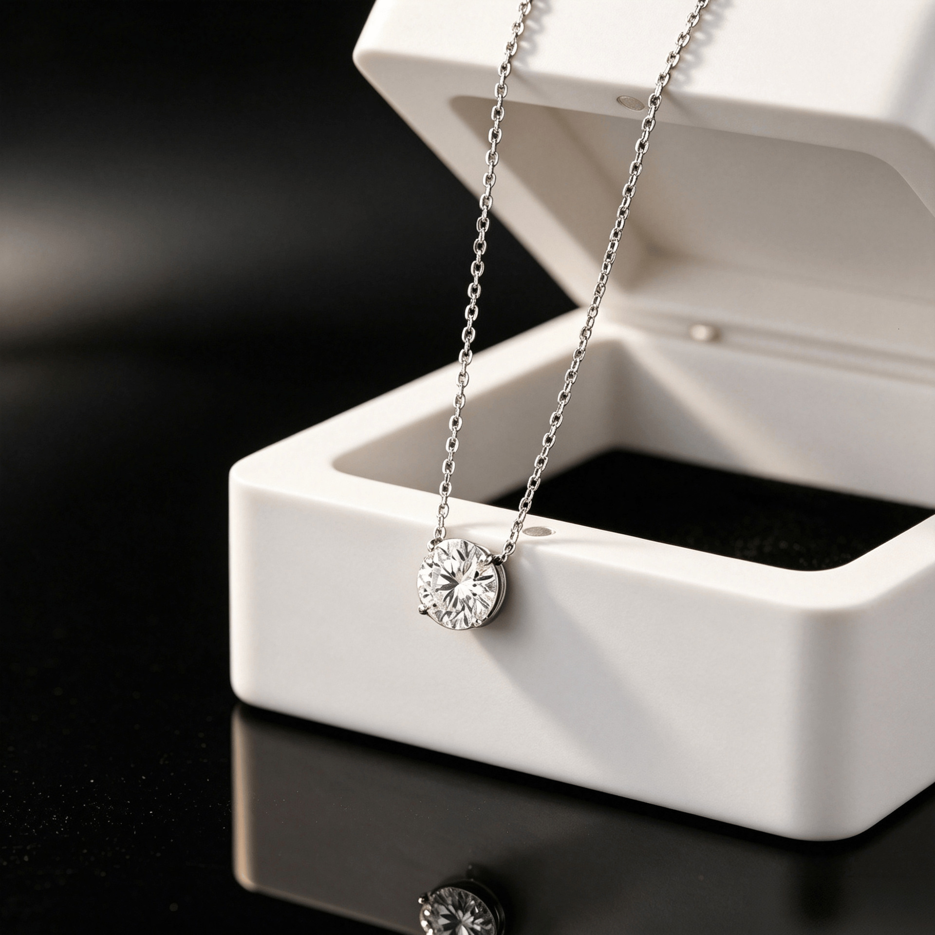 S925 Sterling Silver Sparkling Single Necklace For Women Light Luxury Classic Four Pronged Diamond Pendant Versatile New Trendy Collarbone Chain