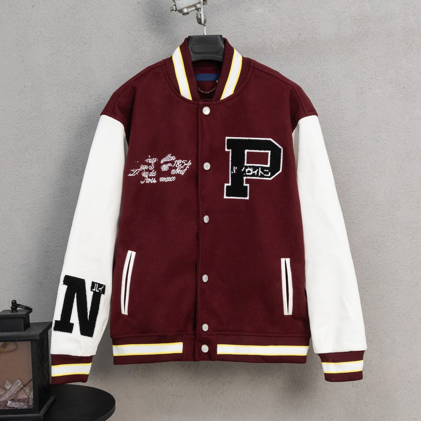 Louseviton Hoodie Mens Jacket Designer Louise Jackets Winter Letterman Bomber Coat Luxury Streetwear Sportswear College Style Luxury Warm Long Sleev