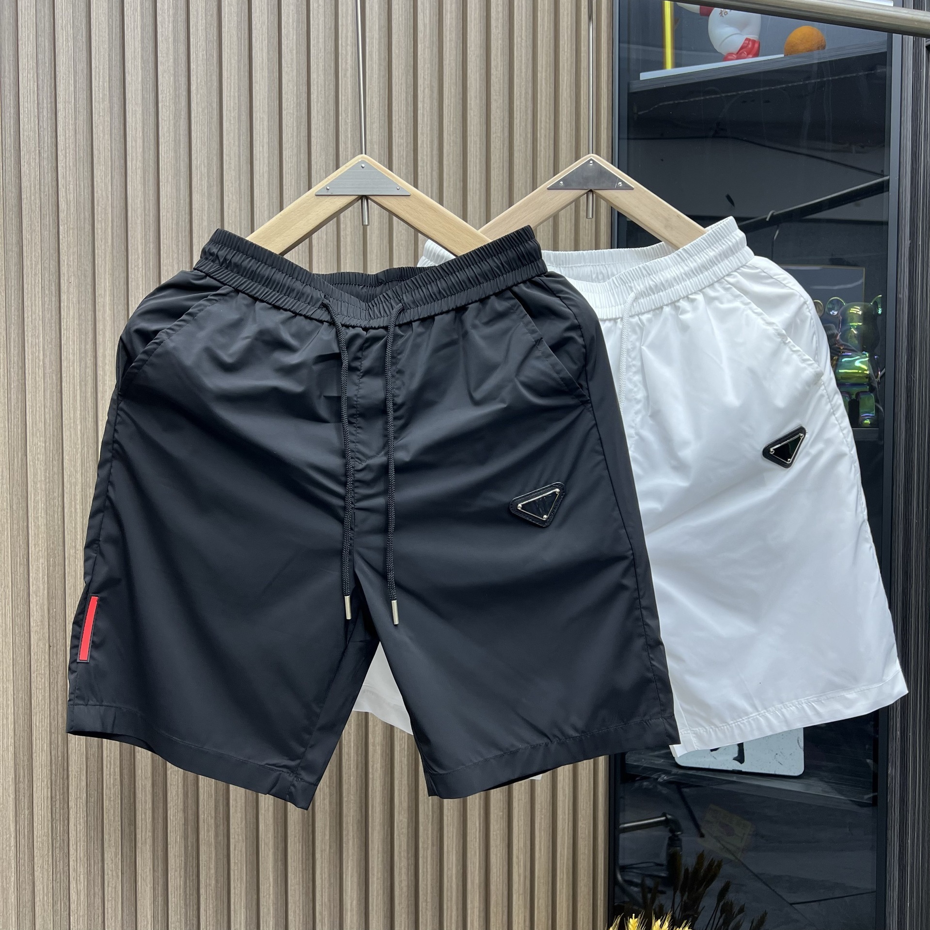 European Style Straight Leg Ice Silk Quick Dry Five Point Men's Summer Thin Breathable Versatile Cool Beach Mid Length Shorts