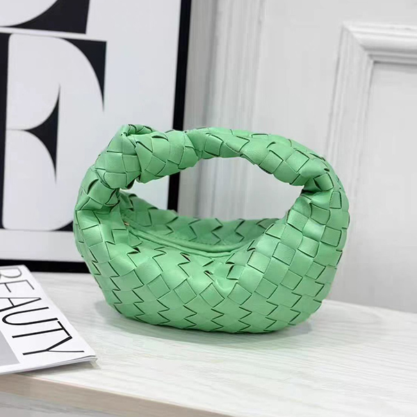 26ss nouveau sac tissé à la main concepteur femmes à la mode aisselle sac à main en peau de vache nuage sac boulette sac en deux tailles M45963