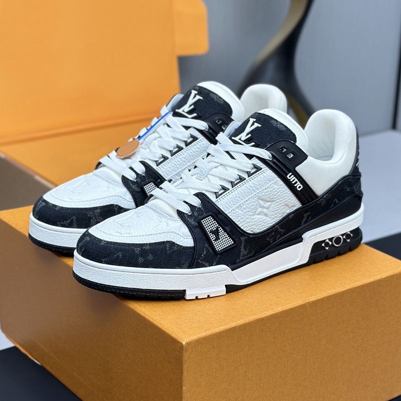 Top quality Hot New free shipping designer shoes for mens womens casual shoes black red blue white Fashionable and versatile outdoor sneakers sport