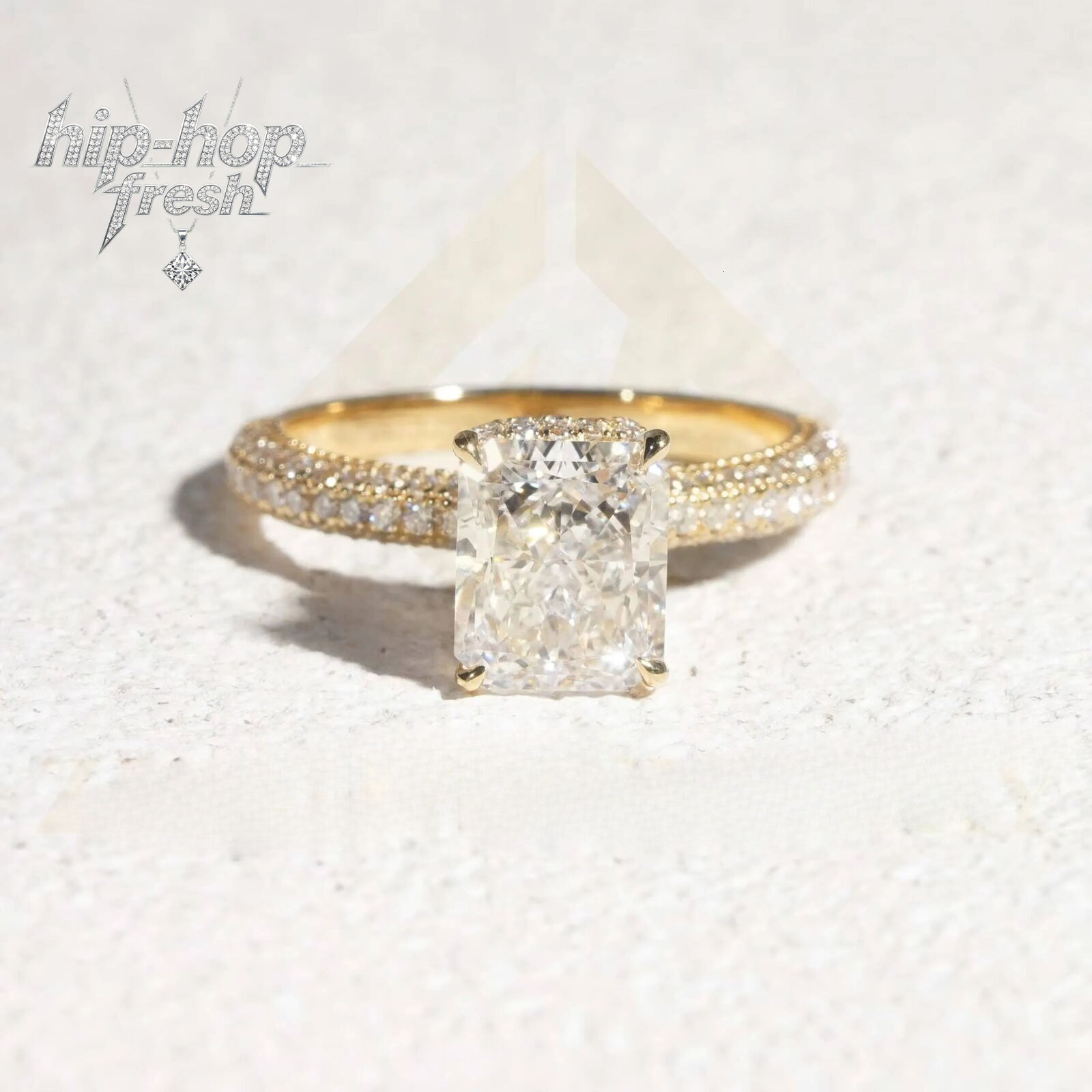Radiant Cut D VS1 Grown 18K Solid Gold Engagement Lab Diamonds Rings for Women