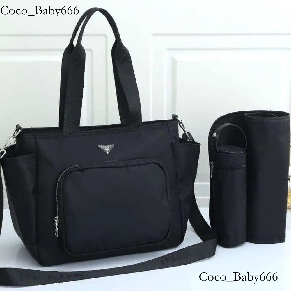 Mother baby foreign trade parenting mommy bag young and stylish portable crossbody for outings ins 3 piece set