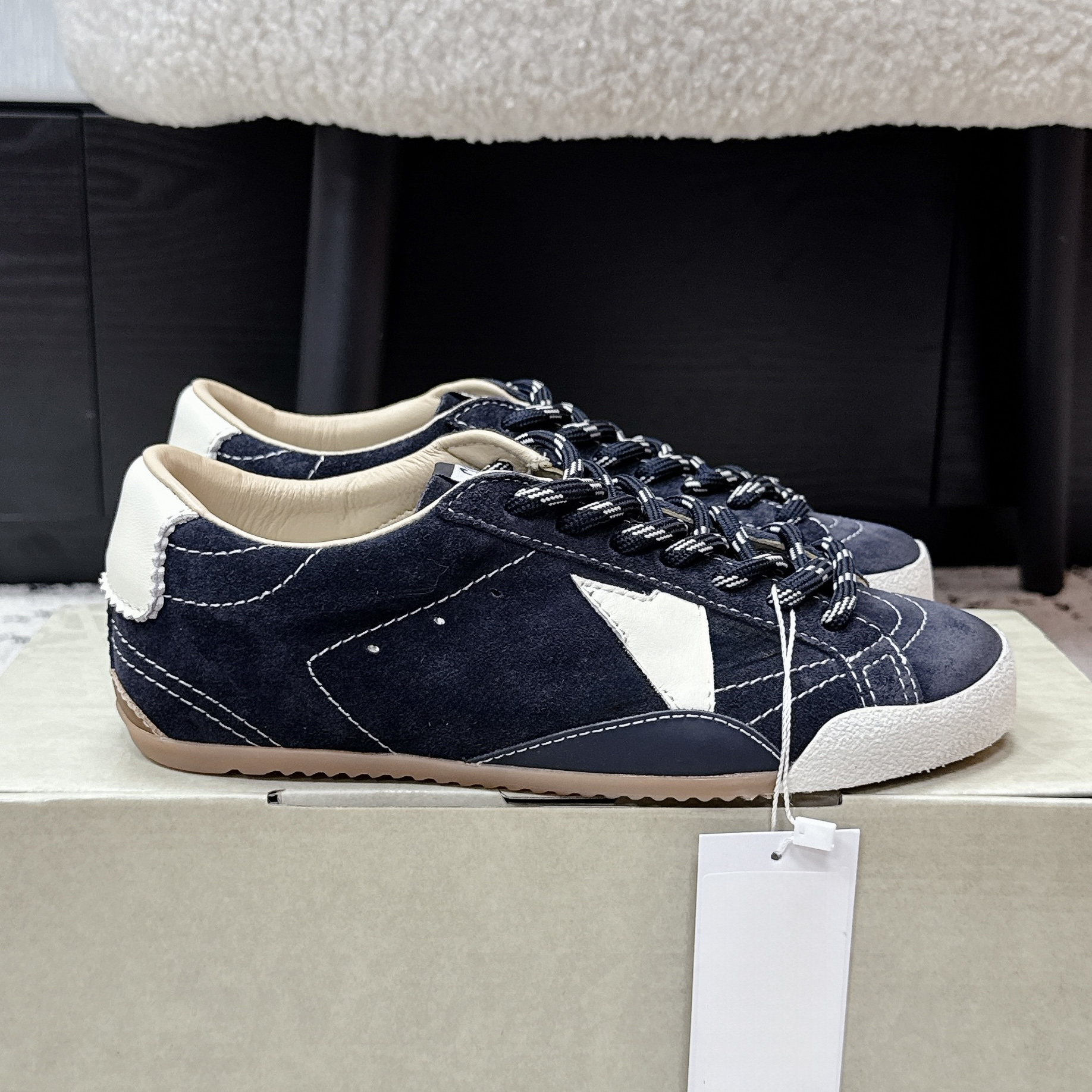 2026 automne et hiver nouvelles chaussures de planche décontractées rétro vintage vintage star avec bout en cuir usé, chaussures sales, couleurs