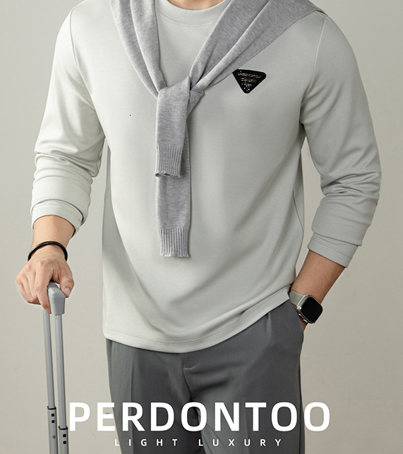 Designer's New Men's High-end Cloud-textured Modal Long-sleeved T-shirt - Luxurious Undergarment For Autumn Casual Wear