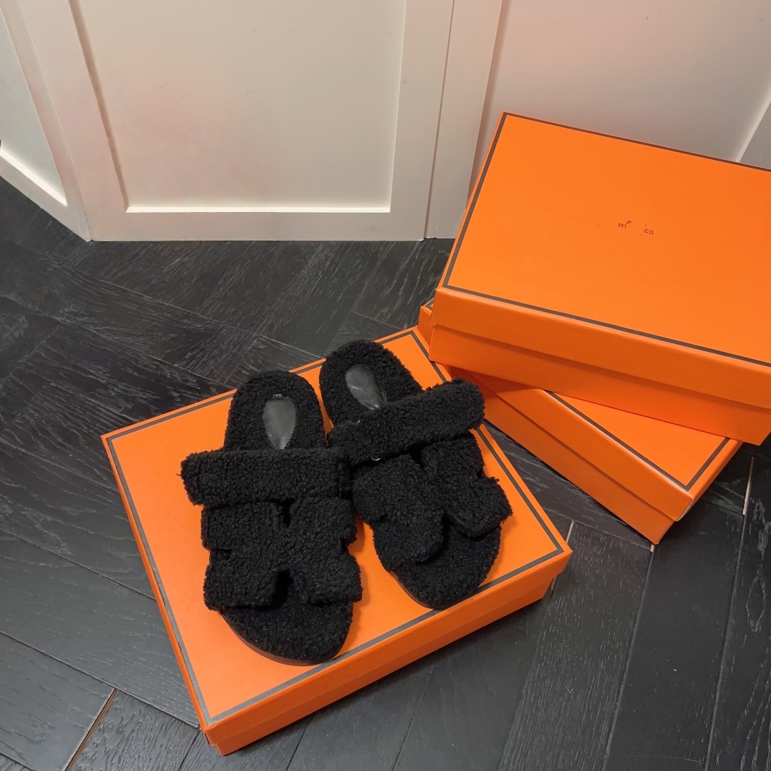 Livraison gratuite chaussures plates de créateur pour femmes, pantoufles à cheveux carrés, diapositives décontractées, tongs d'extérieur, pantouf