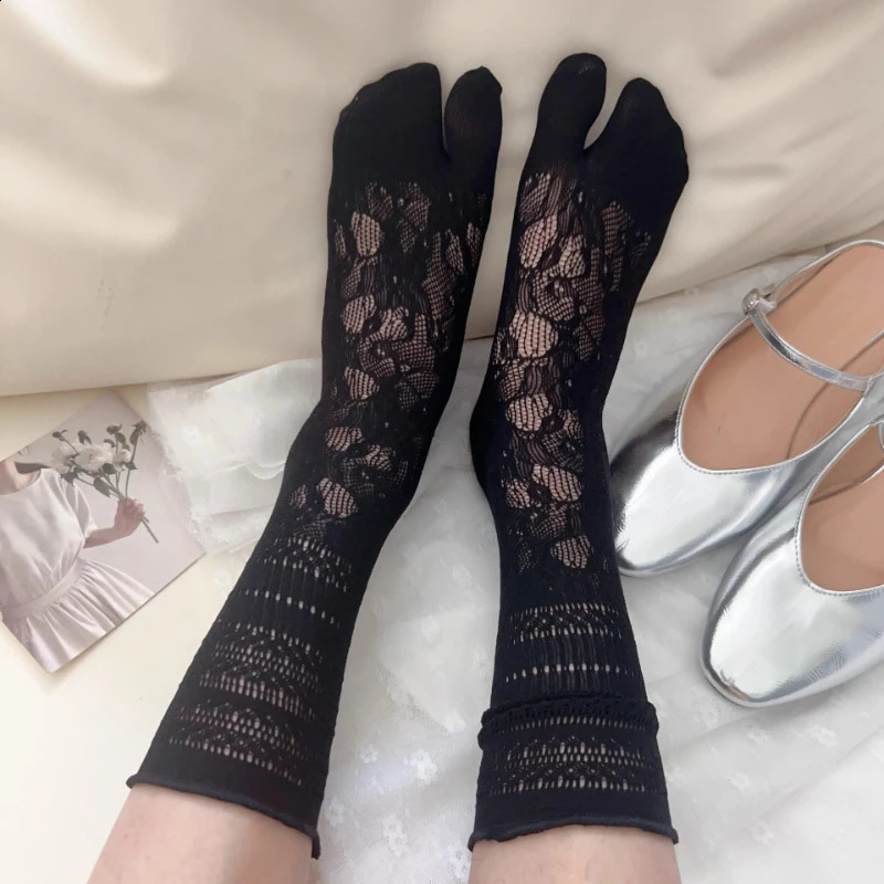 Black Jacquard Tabi Socks Summer Hollowed Floral Pattern Split Toe Sock Lolita Cute Breathable Elastic TwoToe 260721banjia