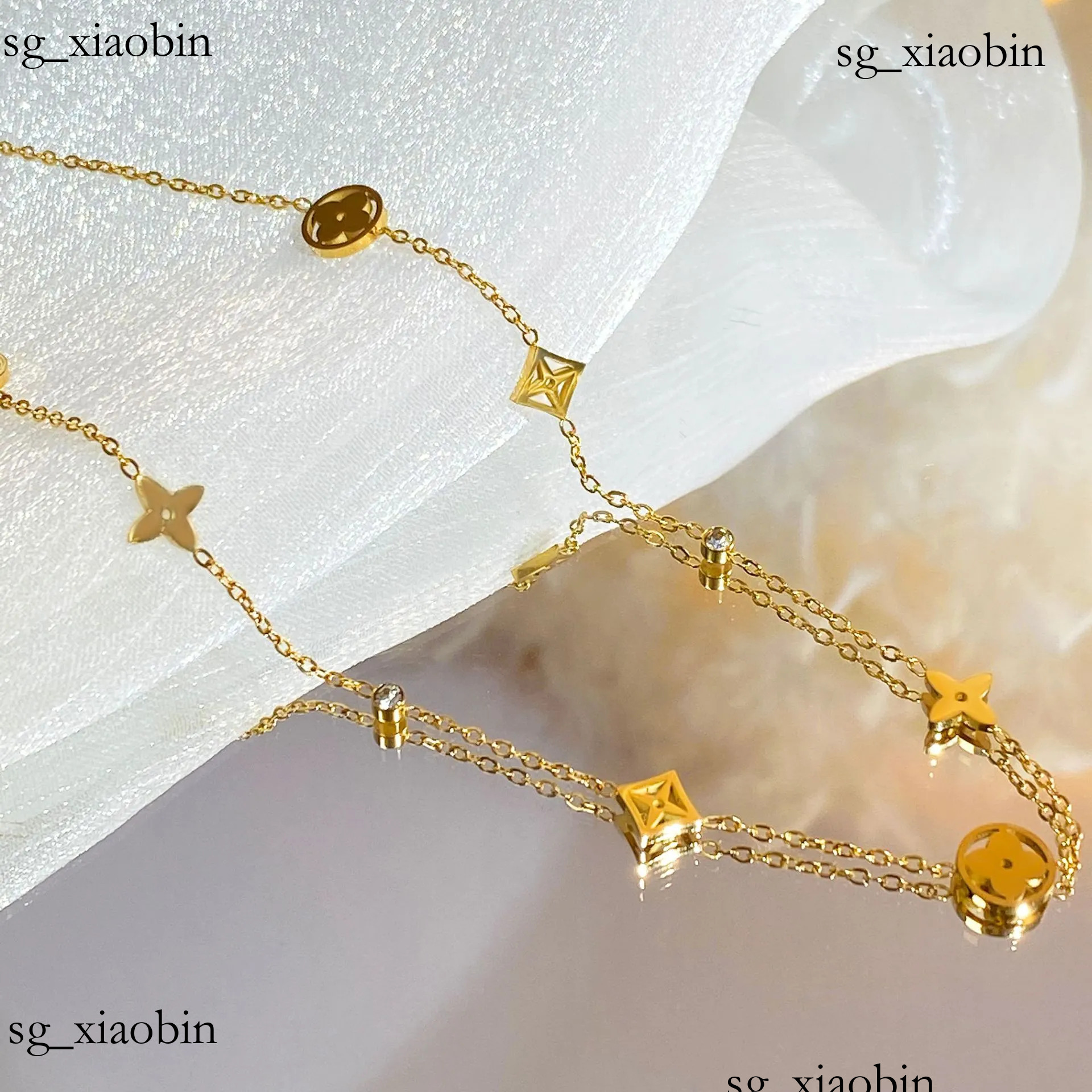 Pendentif pour femme, bracelet élégant de styliste, colliers de haute qualité, bijoux de mariage, lettres, cadeau de fête, chaîne