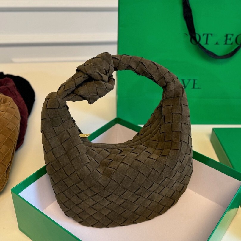 B-brand high-end woven bag women, ladies handbag designer bag new frosted cowhide shoulder underarm bag, niche textured handbag for commuting