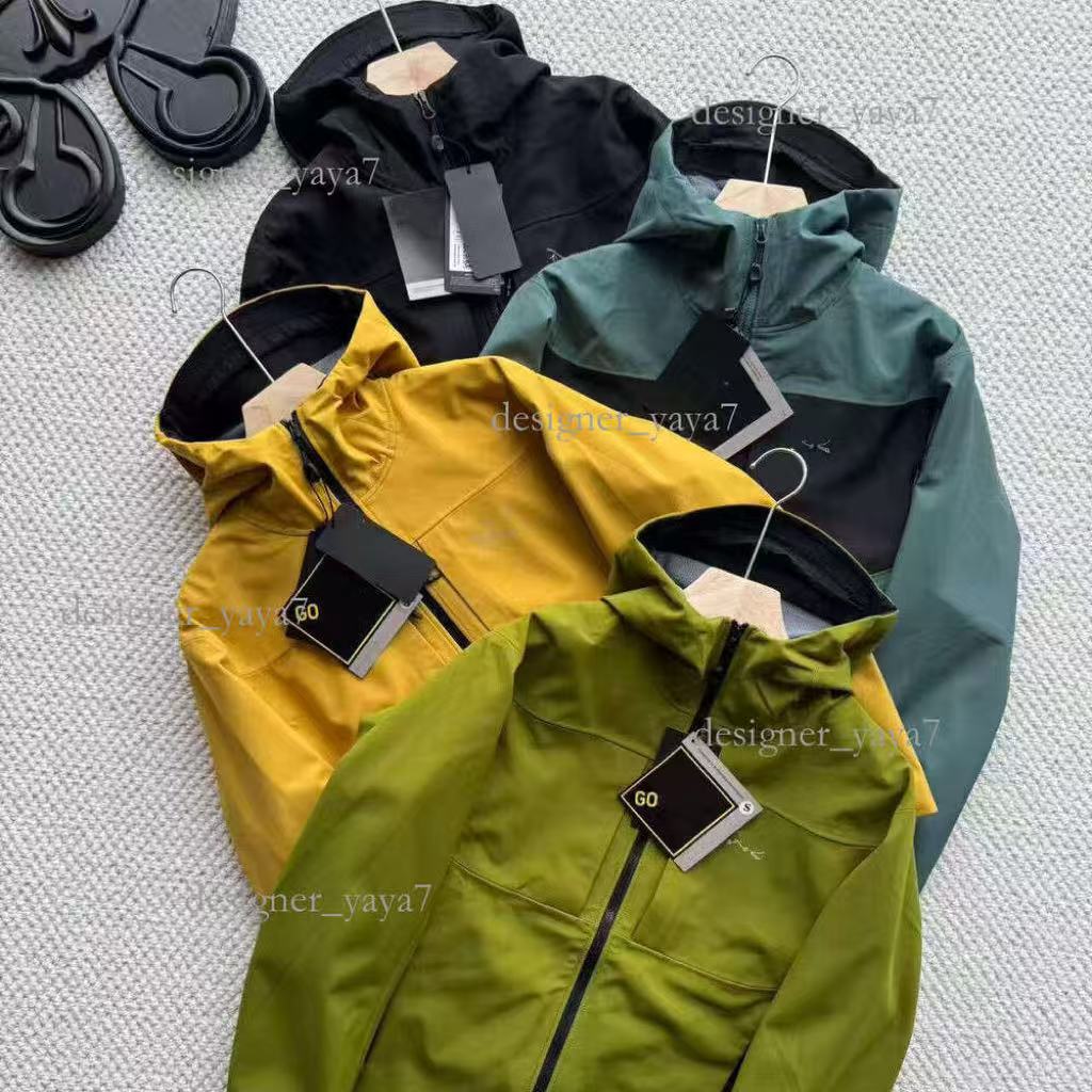 Gamma Max Hoody Designer Jacket Mens Hooded Softshell Jacket Embroidery Logo Jackets Water Resistant Lightweight Insulated Fleece Lined Windbreaker
