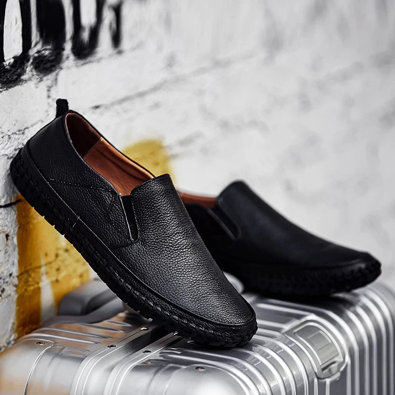 Large Size 50 Men Loafers Soft Moccasins Fashion Soft Spring Autumn Genuine Leather Shoes Men Warm Flats Driving Shoes 260724