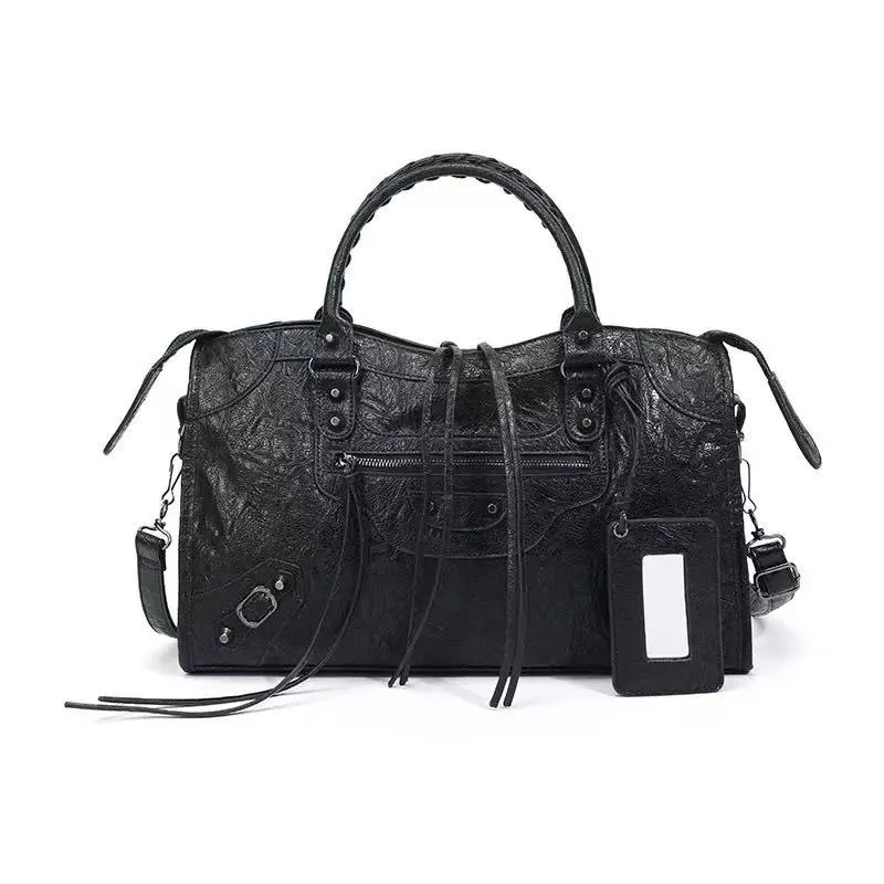 2026 city bag Fashion Women's Trendy Black Vintage Motorcycle Bag Hot Girl Style Large Travel Crossbody Handbag