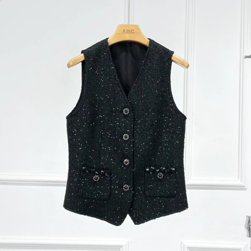 Small Fragrance High Quality V-neck Sleeveless Sequined Vest Womens Fashion Simple Black Wild Tweed French Vintage Lady Top 260723
