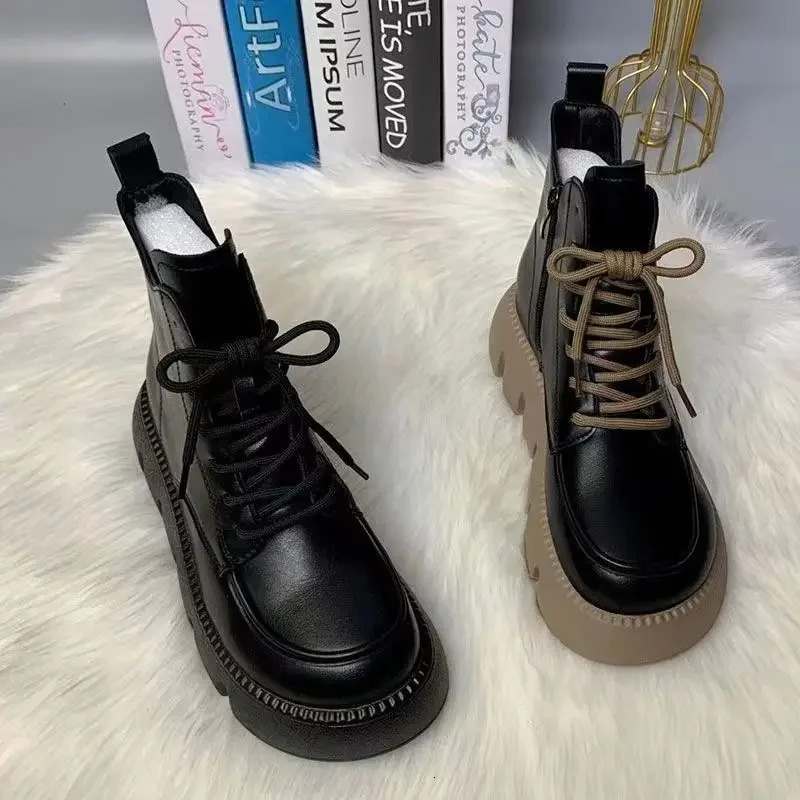 Spring and Autumn Soft Leather Fashion Boots Retro Versatile Fashion Sponge Cake Thick Bottom Tall Short Boots 260724