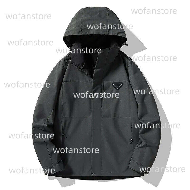 Designer Men's Jacket Autumn Spring Fashion Brands Triangl New Waterproof Windbreaker Coats Classic Casual Men Hooded Outdoor Windproof Jackets