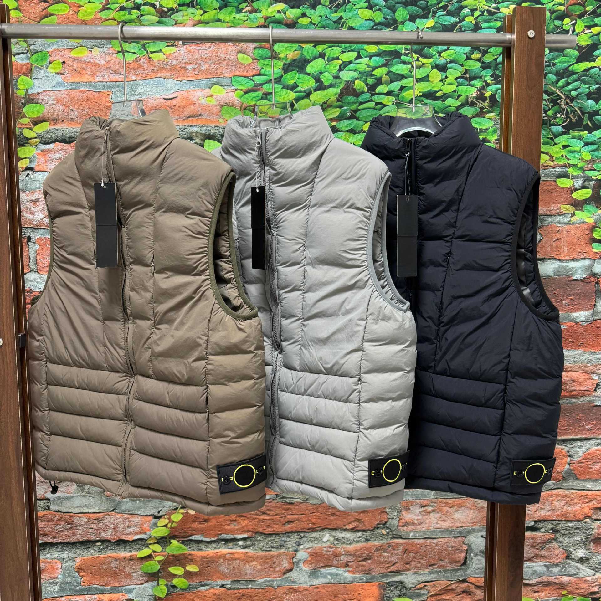 Stone Men Puffer Vest Mens Waistcoat Winter Down Vests jacket Unisex Couple Bodywarmer Womens Jacket Sveless Outdoor Warm Thick Outwear Clothing Gil