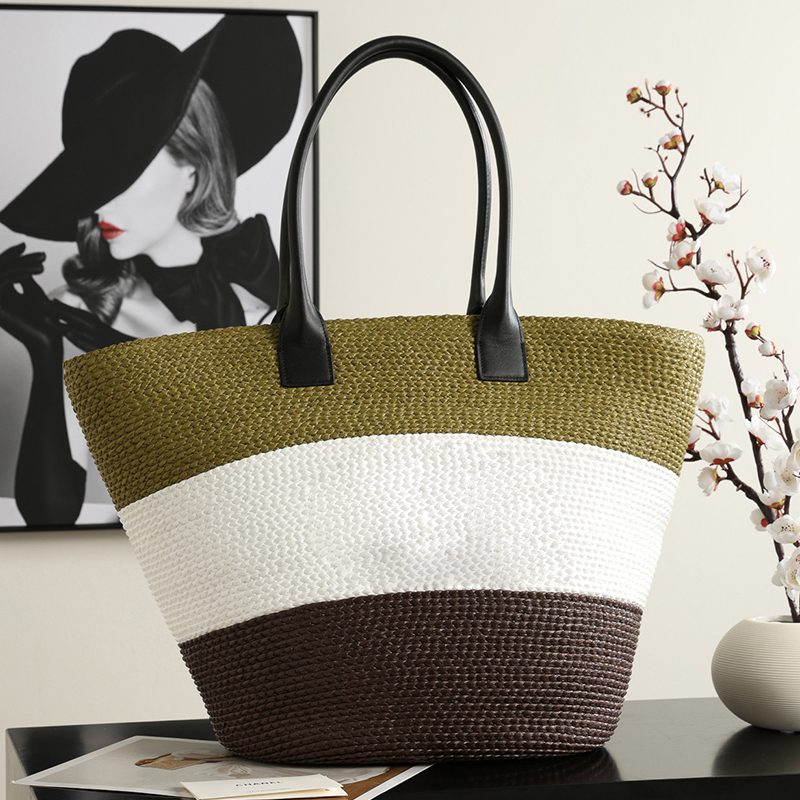 Designer Bag Straw Beach Multi-color Woven Tote Bag Large Handbag Shoulder Bags Woven Leather Internal Flap Closure Secured Handmade bag