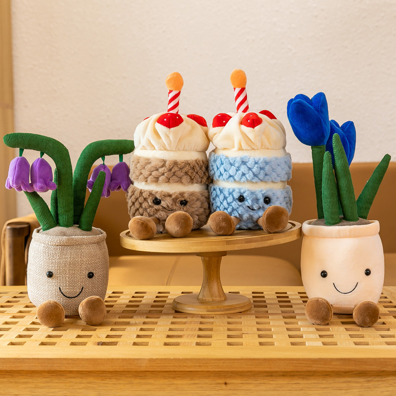 Créatif tulipe en pot en peluche poupée Machine anniversaire gâteau Figurine marché de nuit stand décoration de la maison en gros