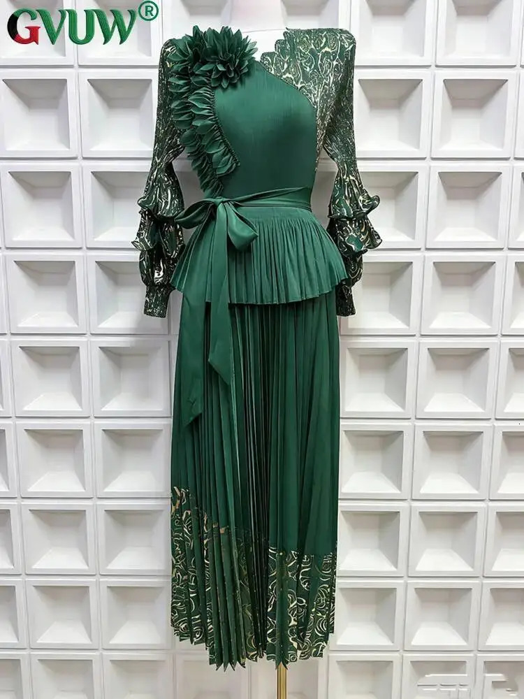 GVUW Elegant Ruffled Pleated Womens Dress Lantern Sleeve High Waist Lace-Up Gold Embossing Dresses 2026 Spring 17S3639 260724BJ