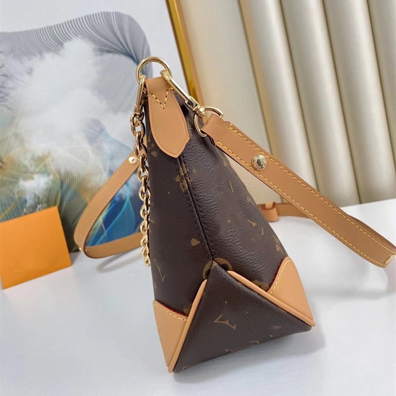 Fashion designer bag New Women's High Version Old Flower Chain Trendy Brand Horn Versatile Shoulder Underarm tote bag Crossbody Bag