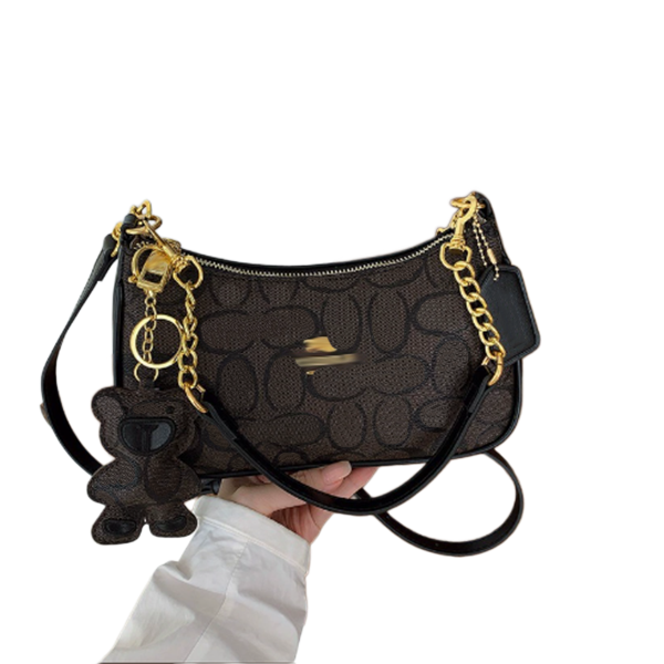 Designer Womens Shoulder Bag 2026 New Style Small Square Bag Fashion Trend Retro Crossbody Bag Casual Versatile Bags Commuter Bag
