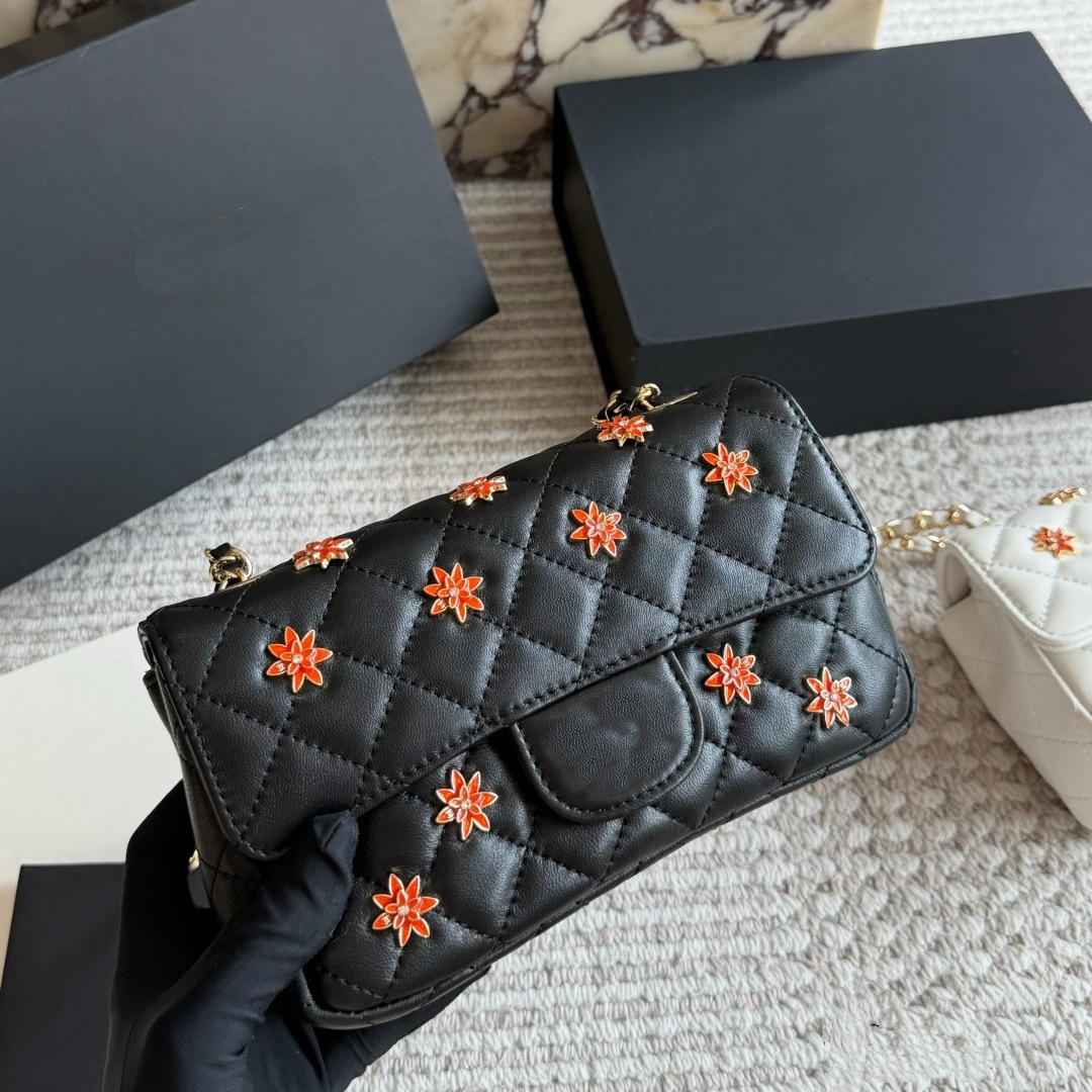 avec boîte Sacs à main Femmes Casual Designer Mariage Date Sac à main cuir Lettre Métal Triangle Sac bandoulière Shopping rue Sac messager Sac à