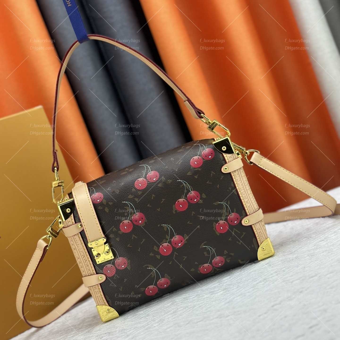 Totes Designer Shoulder Takashi Murakami Tote Womens Cherry Blossom Cosmetic Bag Mens Handbag Purse Pochette Clutch Bag Travel Crossbody Leather Cit