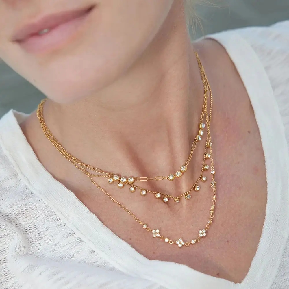 Zora Delicate Zircon Four-leaf Clover Chain Necklace Womens Classical 18K Gold Plated Stainless Steel Lucky Jewelry Gift 260724BJ