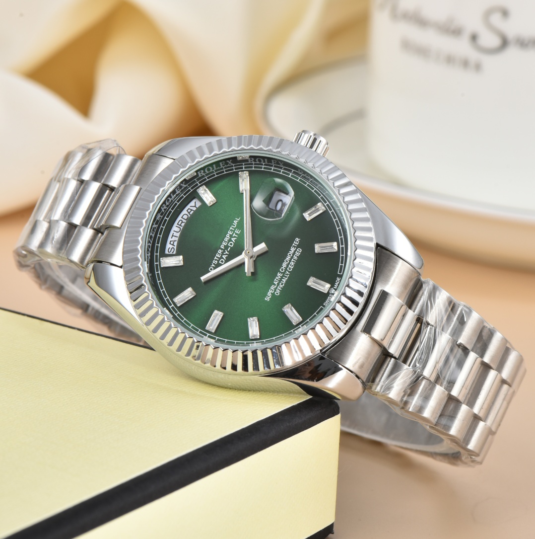 TOP NEW Mens DAY DATE quartz watch multifunction Wristwatch Designers Men Watches Stainless Steel Strap Dual-calendar Wristwatches Montre de luxe