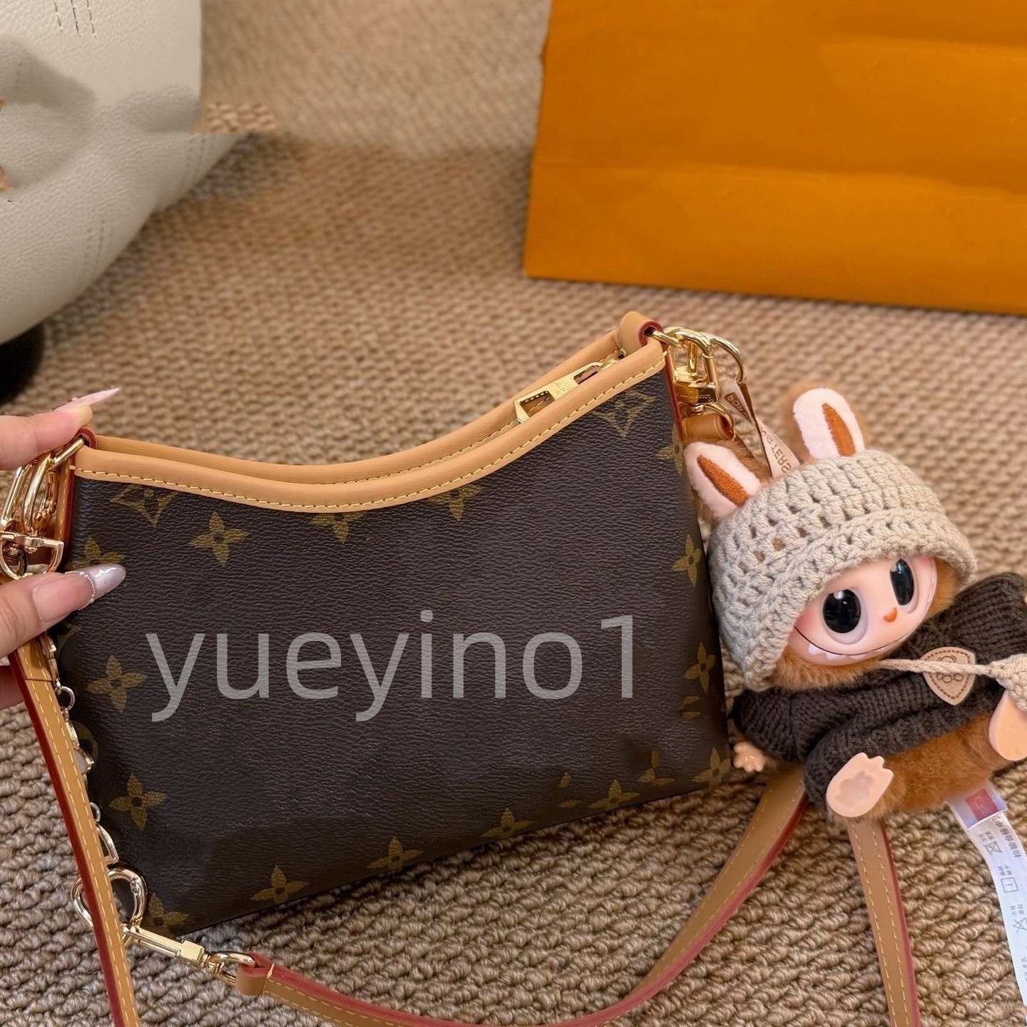Luxury Designer Shoulder Tote Bag Free Shipping 2026 Fashion Casual Flap Large Capacity Ladies Crossbody Handbag purse