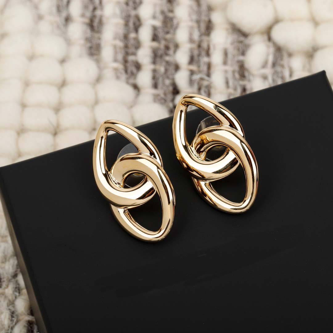 2026 Boucle d'oreille pendante à breloque de qualité de luxe avec deux connexions de forme irrégulière en plaqué or 18 carats avec boîte à timbre