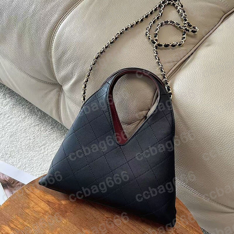 26A Women Designer Calfskin Tote Shoulder Bag With Gold Matelasse Chain Crossbody Party Clutch Purse Top Handle Clutch Handbag Outdoor Sac Purse 23X