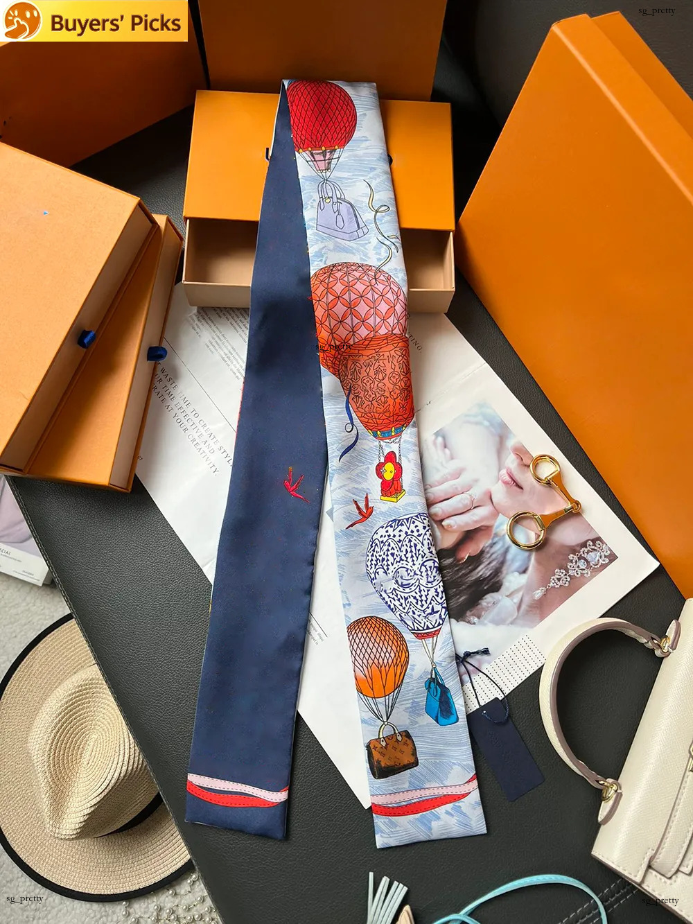 24 couleur Foulards en soie de haute qualité, attaches pour cheveux longs pour femmes, colliers fins et étroits célèbres sur Internet pour le pri