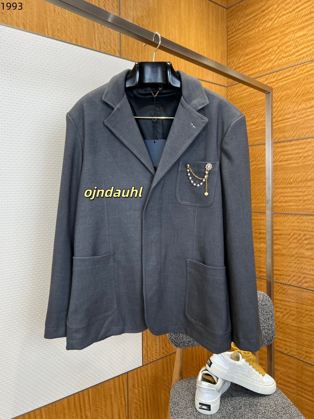 Mens Suits Casual 2 Pieces Single Breasted Wedding Groom Tuxedos Blazer Pants Pearl brooch decoration casual suit jacket casual trousers 1993