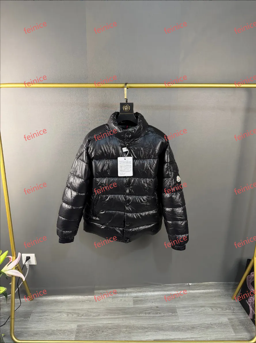 Mens Jacket Hooded Coat Designer Men Puffer Jacket Down Parkas Waterproof Tech Veste Winter Jacket Men For Male Women Letter Black Outwears Warm Coa
