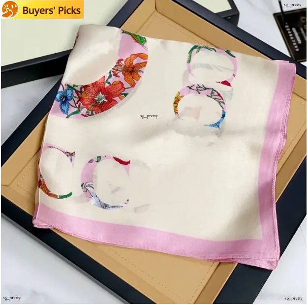 12 Style Silk Head Scarfs For Women Winter Luxurious Scarf High End Classic Letter Pattern Designer Shawl Scarves New Gift Easy To Match Soft Touch
