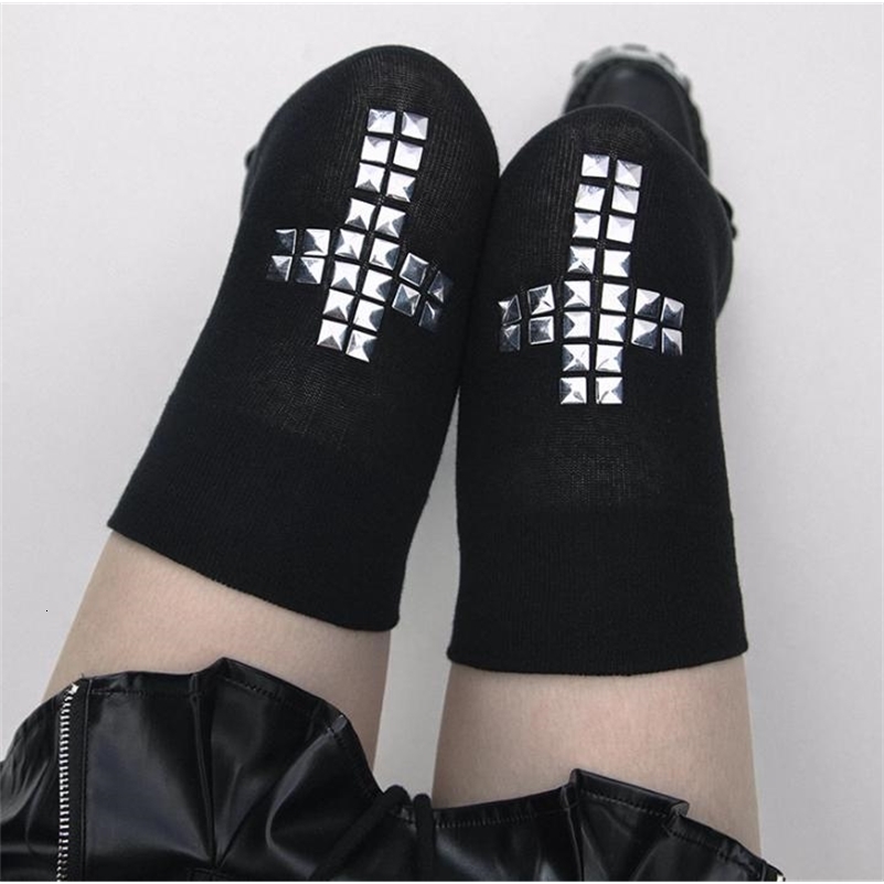 Y2K Subculture Gothic Style Cross Over Knee Socks Punk Rivet Drill Street Fashion Stockings Summer Womens y260721banjia