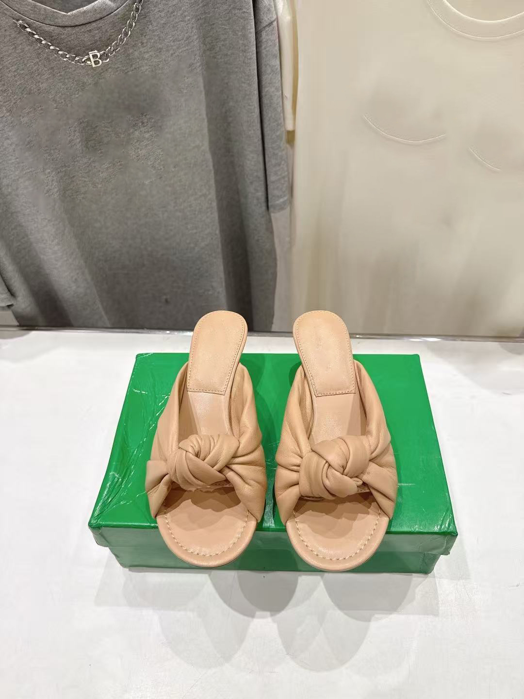 10A Top Quality Women's Shoes, Women's Slippers, Elegant Style, Fashionable, Beautiful, High-End