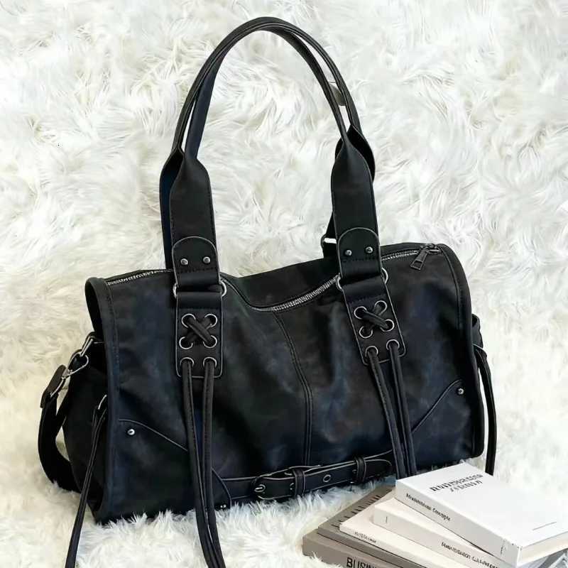 Retro Motorcycle Handbag Women Horizontal Tote Storage Tassel Design Pillow Shoulder Trendy Large Capacity Soft Underarm Bag X260728