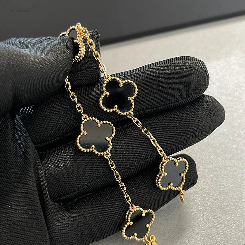 2026 10A leaf bracelet Gold luxury designer steel Classic Celtic Party 4 leaf clover bracelet fine Flower bracelet jewelry High quality luxury holid