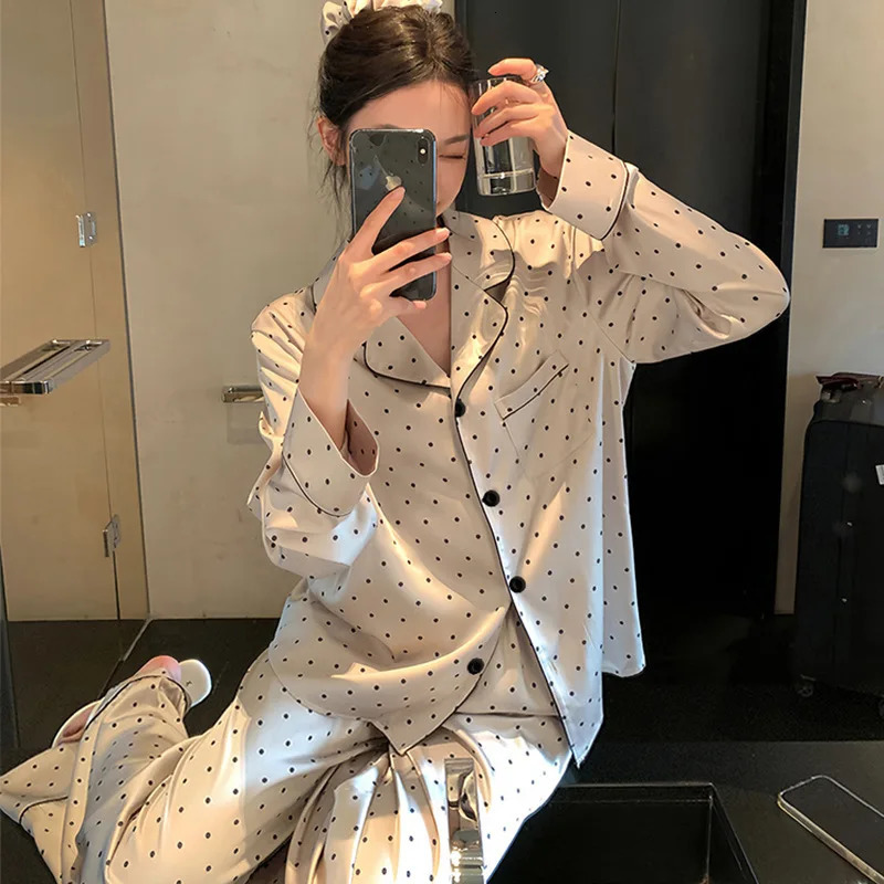 French High Sense of Sleepwear Women Spring and Fall Simple Polka Dot Long-Sleeved Long Pants Ice Silk Homewear Fashion Suit 260727BJ