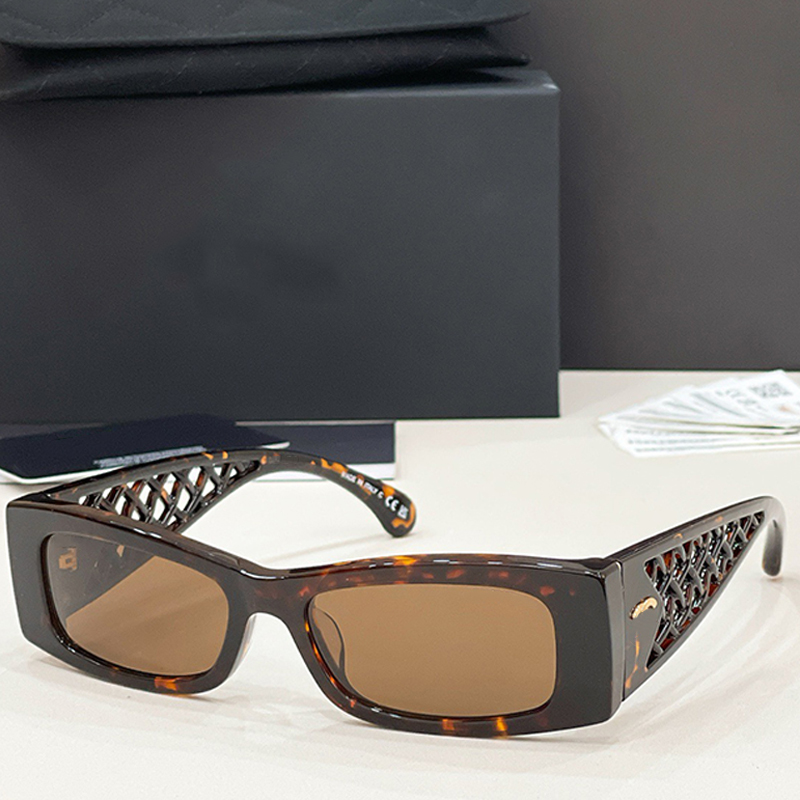26SS New Womens Rectangular Sunglasses 5566 Designer Acetate Black Frame Personalized Hollow Mirror Legs Lady Casual Outdoor glasses With Box