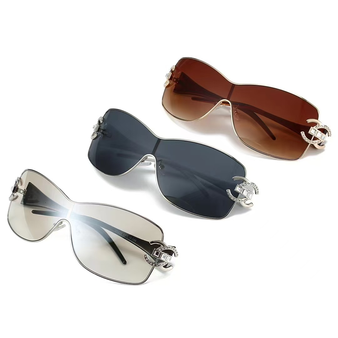 Luxury Brand Designer Sunglasses Fashion New Women's One-Piece Diamond-Embellished Sunglasses, European And American Y2k Large-Frame Integrated