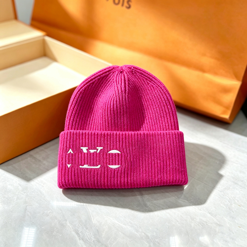beanie women luxury mysterious confident kindly men stripes gentle designer letters brim bonnet classic beautiful fashionable autumn and winter w