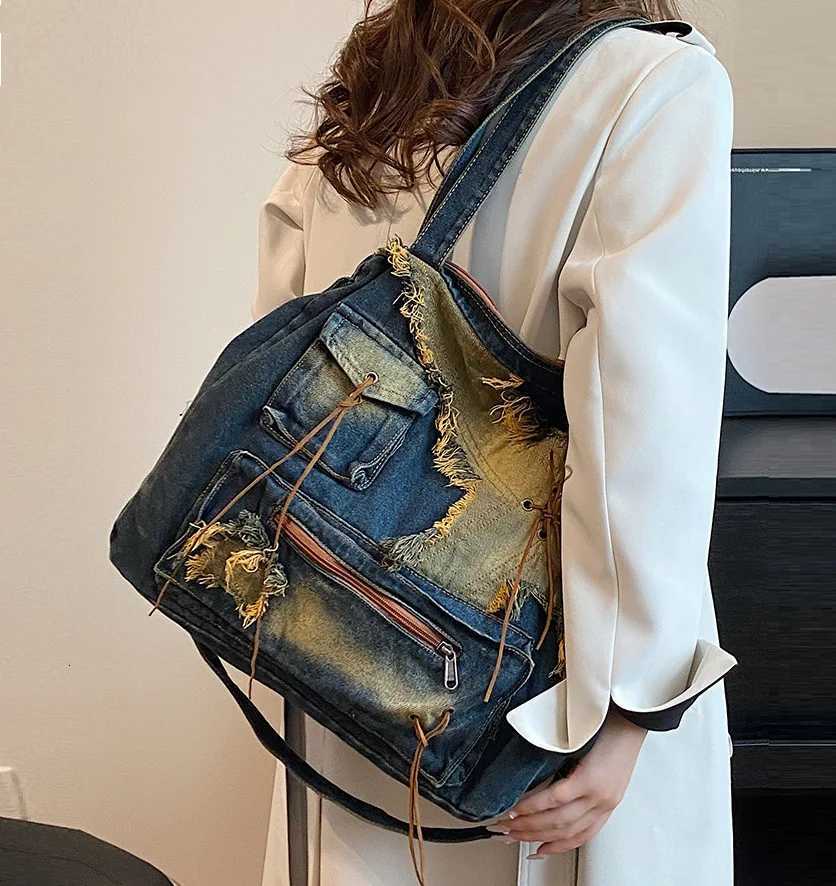 Denim Y2k Womens Shoulder Vintage Washed Distressed Fashion Female Messenger Bag Large Capacity Ladies Handbag Sac Totes X260728