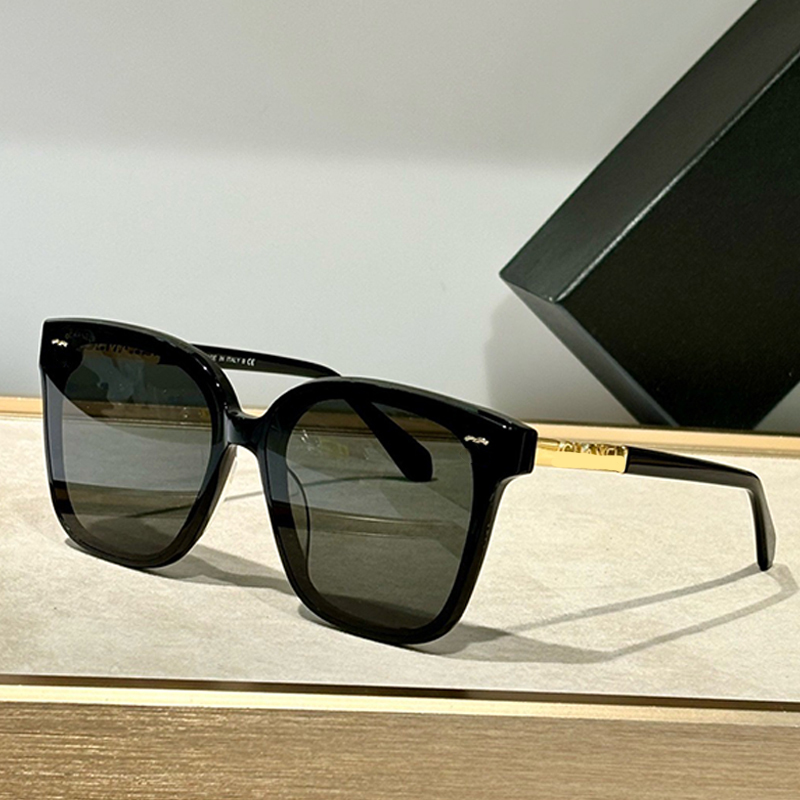 Women Square Sunglasses 5436 Fashion designer black frame Classic retro metal logo Mens leisure travel beach party glasses With box